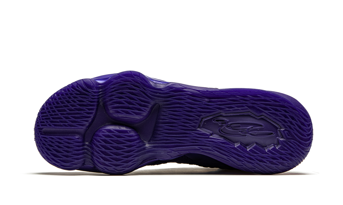 Lebron 17 "Bron 2K" BQ3177 500