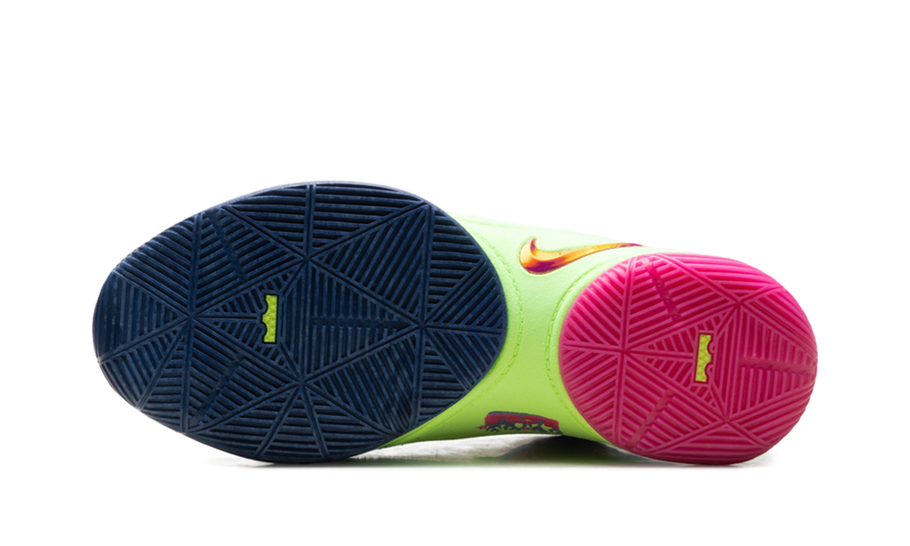 LeBron 22 "Bryce's World" HV8451 400
