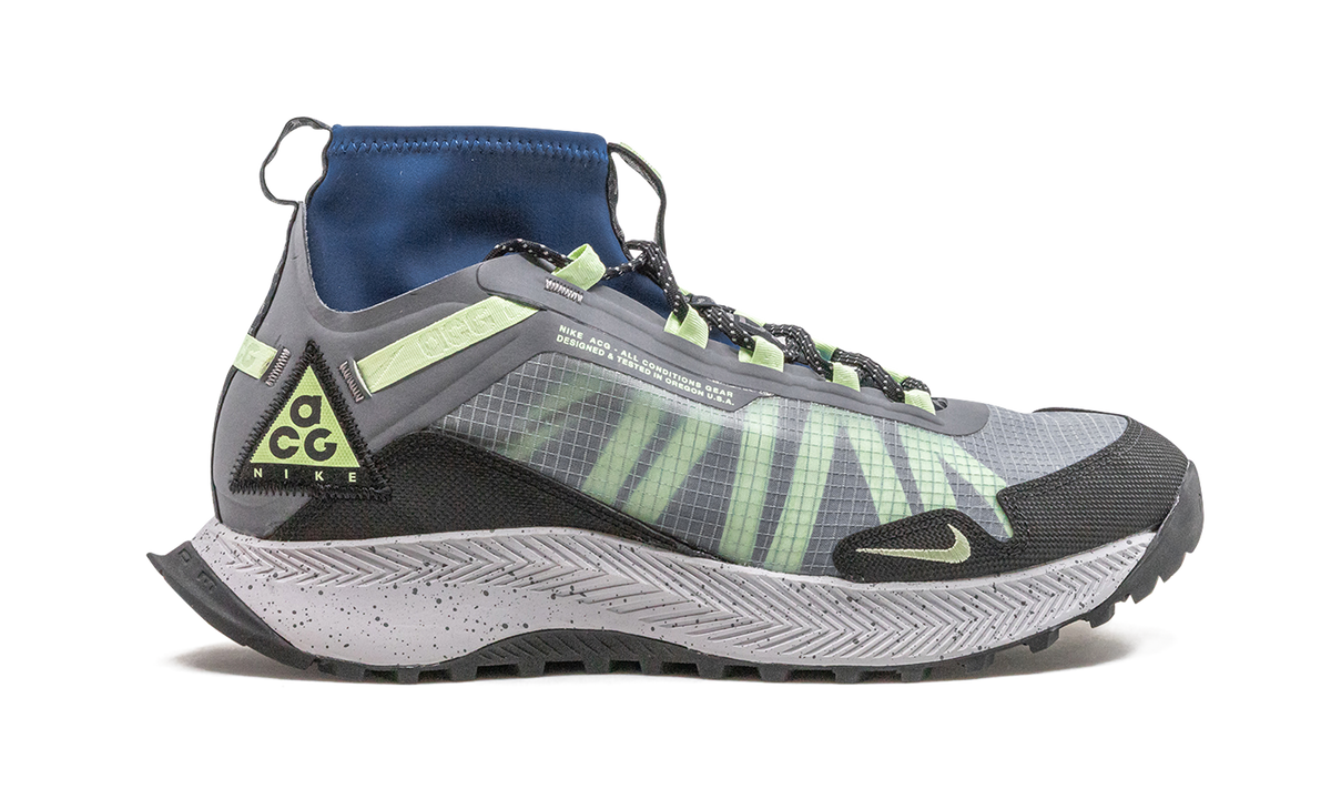 ACG ZOOM TERRA ZAHERRA "Barely Volt" CQ0076 001