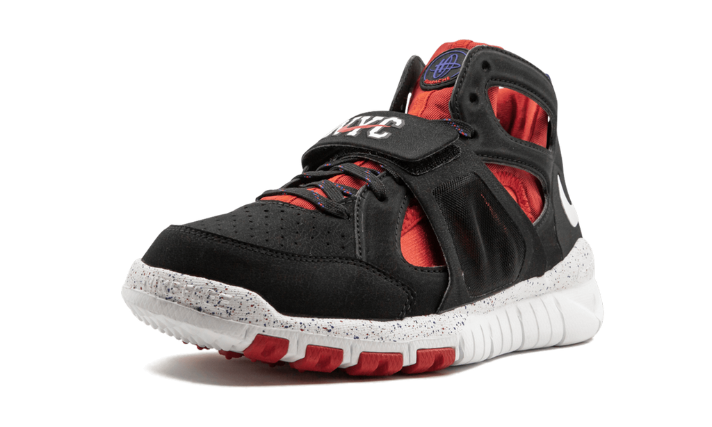 Huarache Free Shield "BLACK/RED" 559599 016