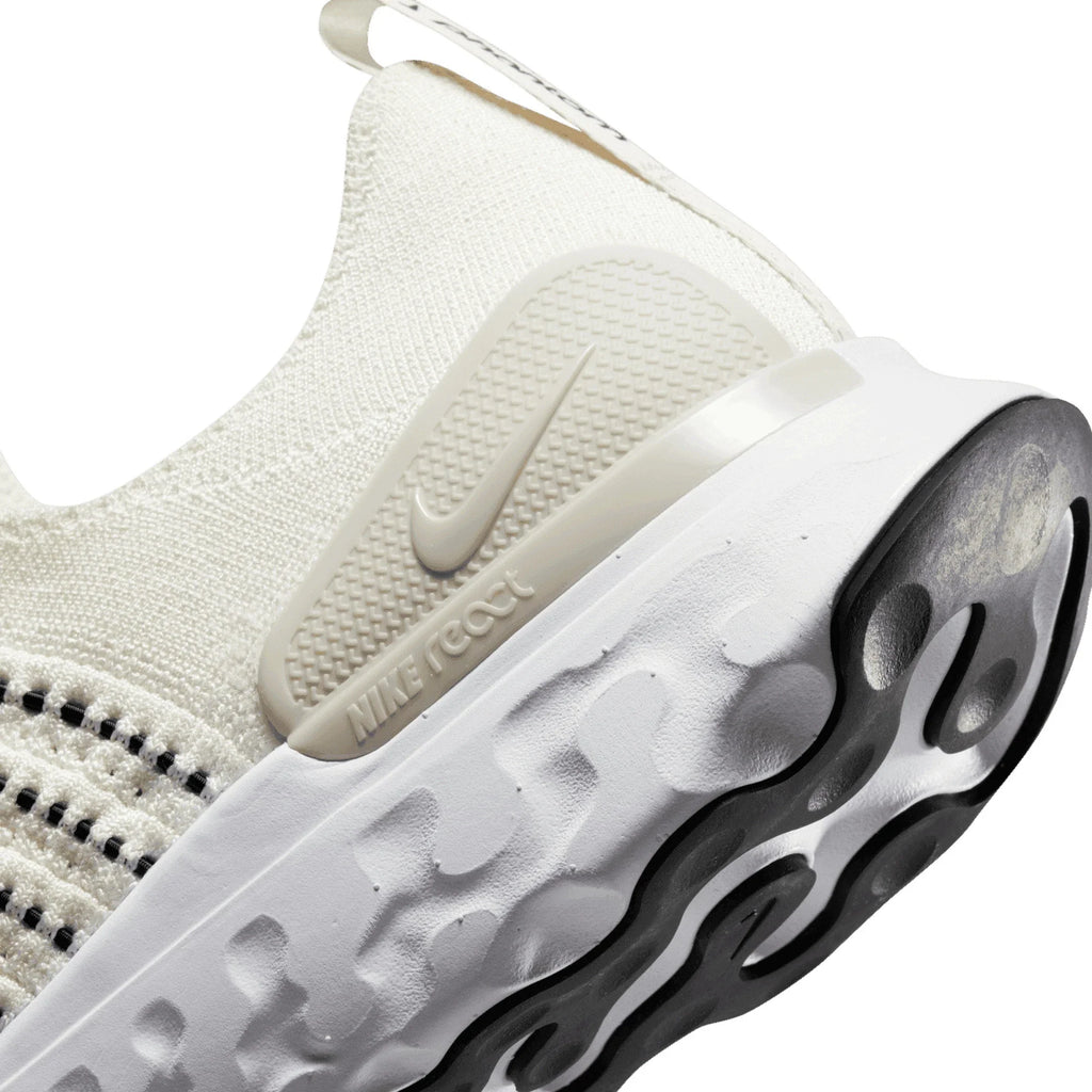 Nike React Phantom Run Flyknit 2 'Sail Light Bone' (2022)