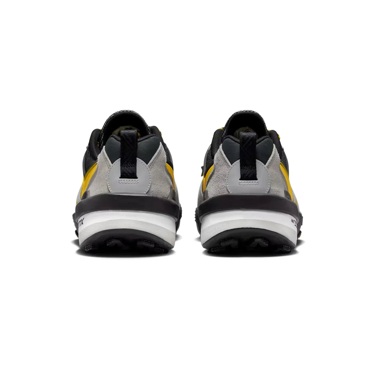 Nike x Sacai Zegamadome SP 'Cream Black Yellow' (2025)