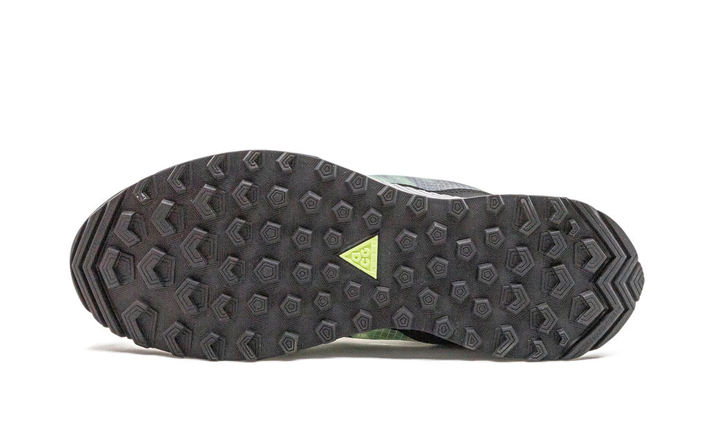 ACG ZOOM TERRA ZAHERRA "Barely Volt" CQ0076 001