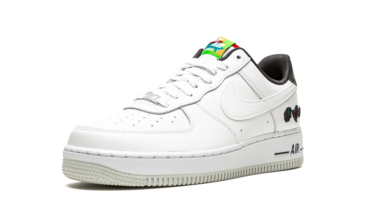 Air Force 1 Low LV8 "Peace, Love, Swoosh" DM8148 100